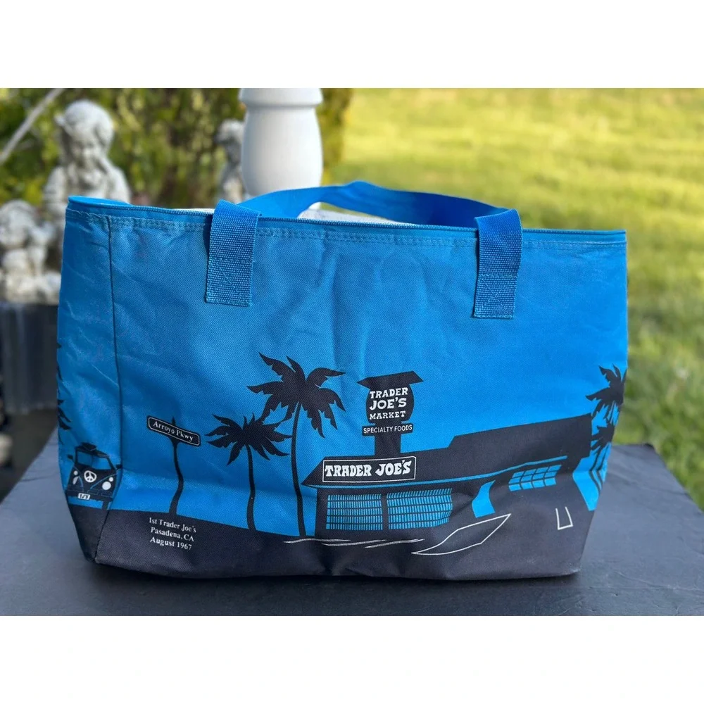 1stTrader Joes Insulated Grocery Bag Blue Pasadena 1967 Storefront Reusable Tote